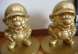 Cadeaux St. GIGA statue Mario